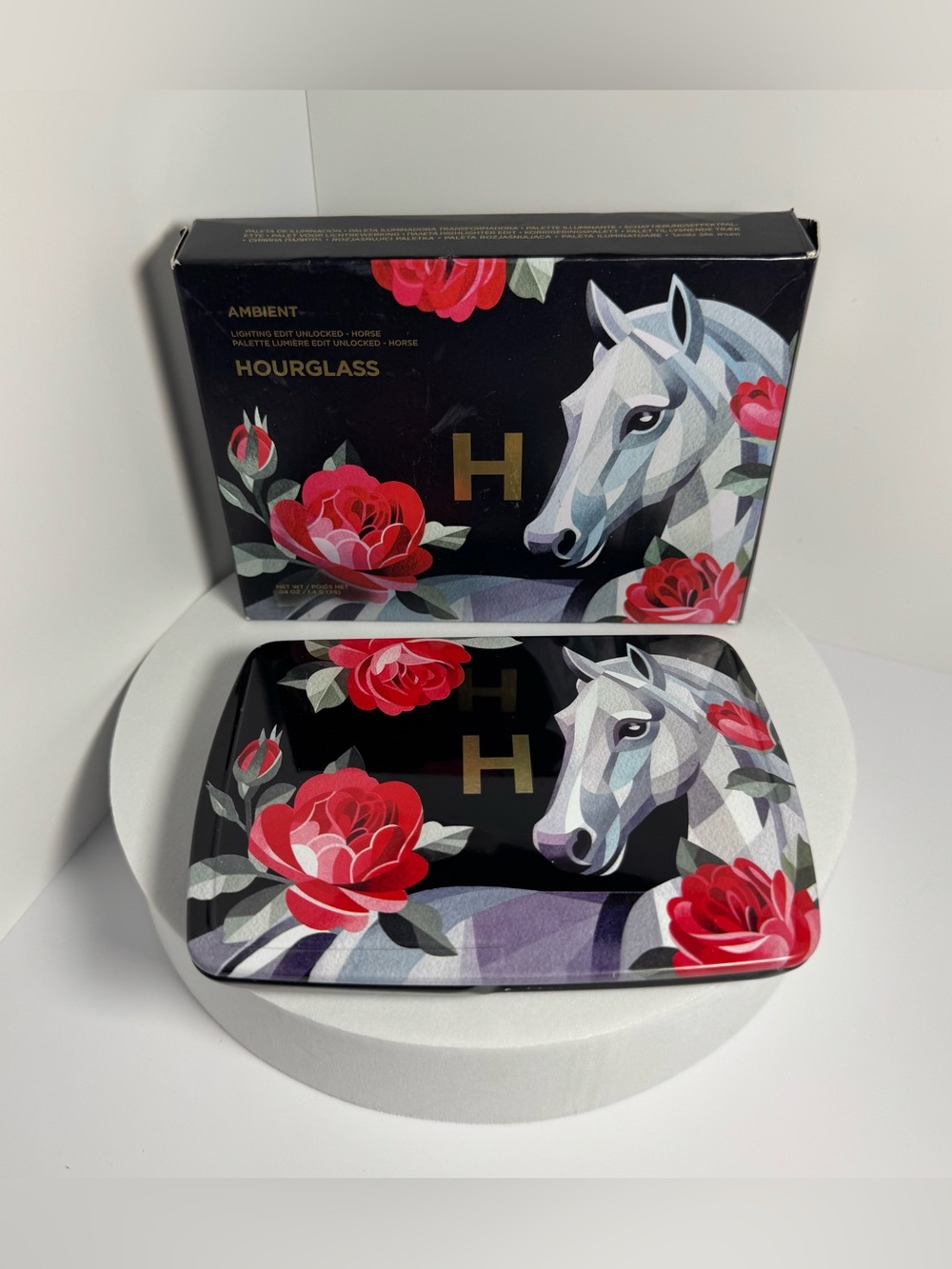 Hourglass Palette with Black Case and Red Accent